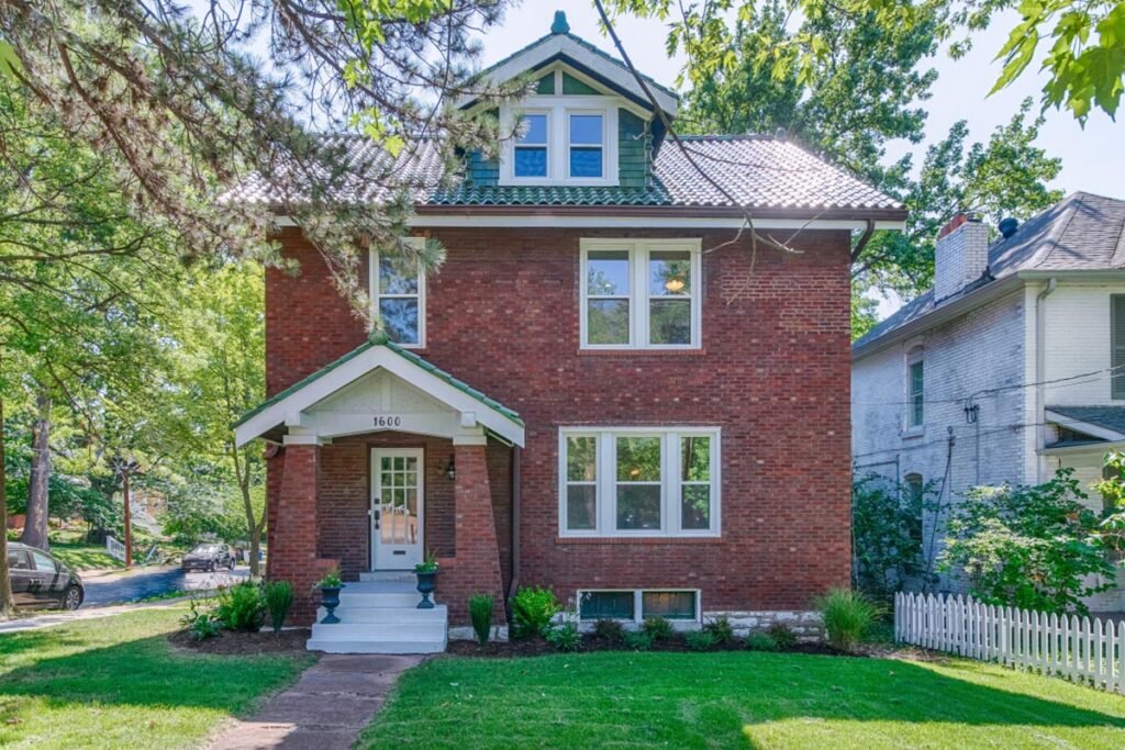 Photograph of a rehab on Bellevue Avenue in Richmond Heights, Missouri for PRP Properties