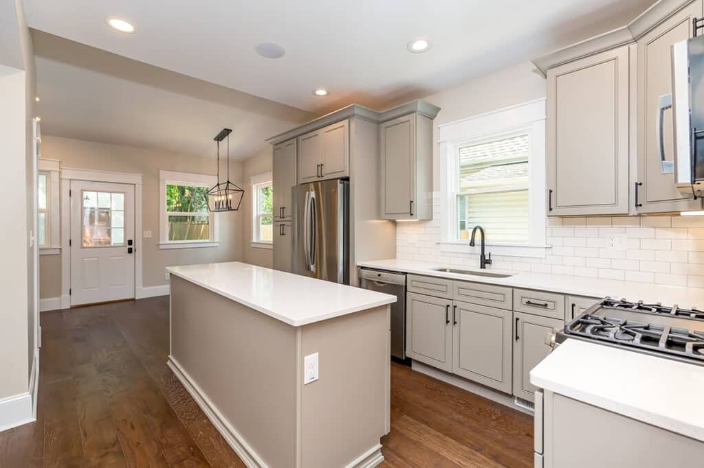 Photographs of a rehab on Cherry Avenue in Maplewood, Missouri for Rebecca and Paul Presson, PRP Properties.