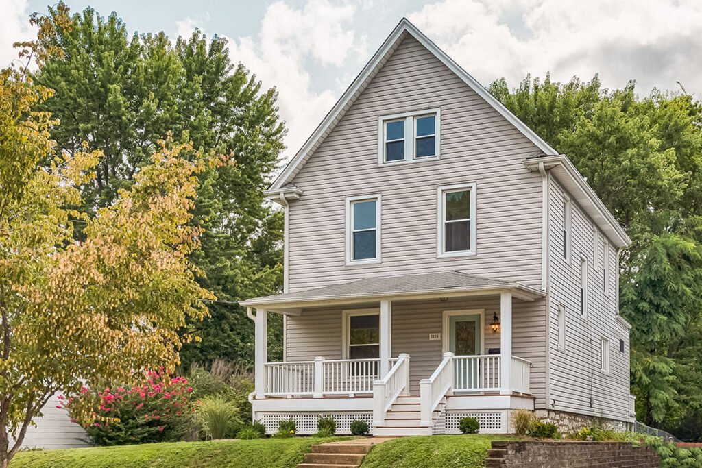 Photograph of a rehab on Cambridge Avenue in Maplewood, Missouri for PRP Properties