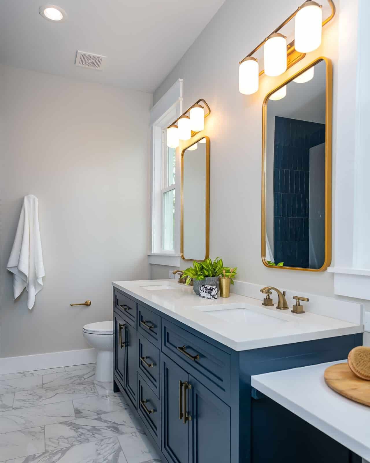 Photographs of a rehab on Oxford Boulevard in Maplewood, Missouri for PRP Properties.
